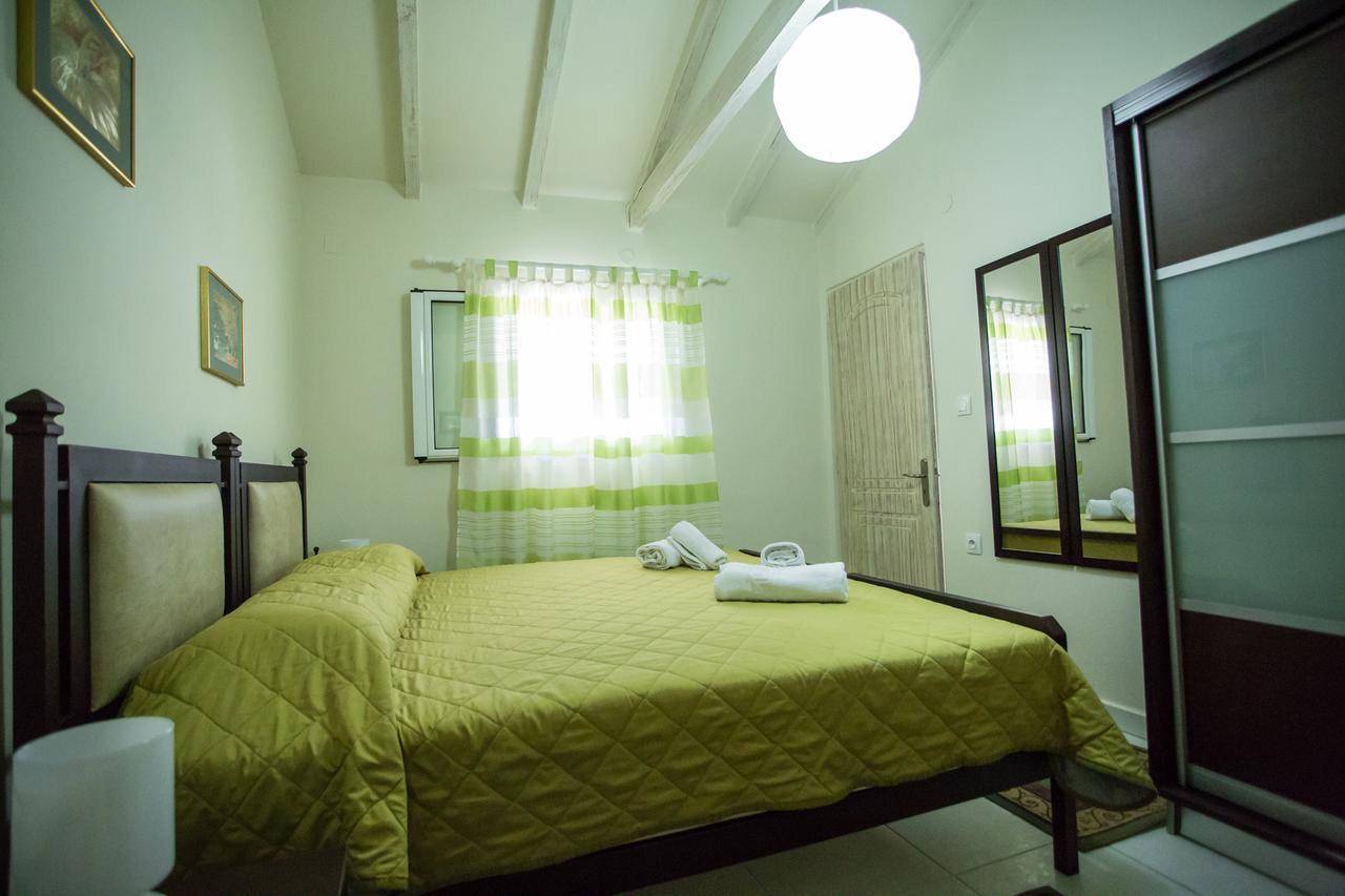 Acrocorinth Apartments Ngoại thất bức ảnh